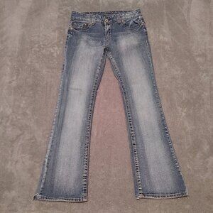 Maurices 9/10 Regular Wide Stitching Flawed Low Rise Jeans